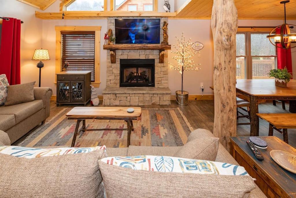 The Snow Owl Cabin Maggie Valley Exterior foto